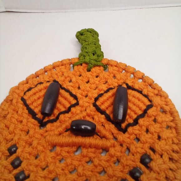 Vintage Macrame Jack O Lantern Pumpkin Handmade Halloween Wall Decor - Picture 3 of 13